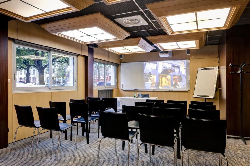 hotel-charlemagne-1lieu1salle-meetings.jpg