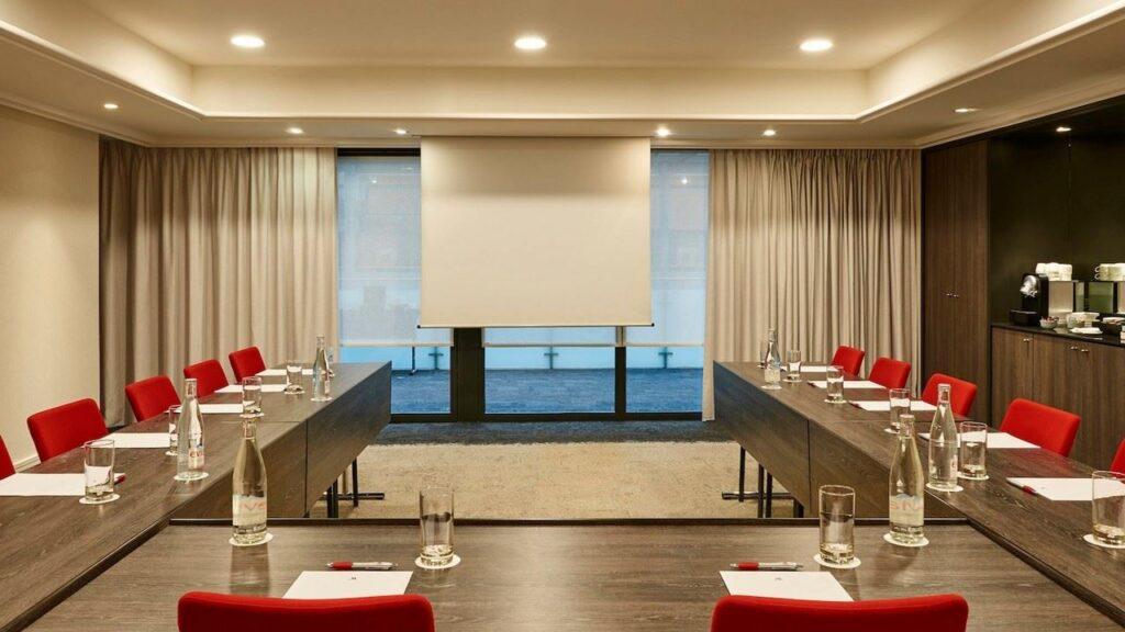 marriott-lyon-cite-internationale-1lieu1salle-conventions.jpg