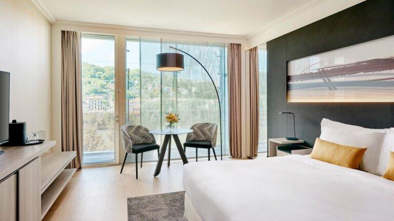 marriott-lyon-cite-internationale-1lieu1salle-seminaire.jpg