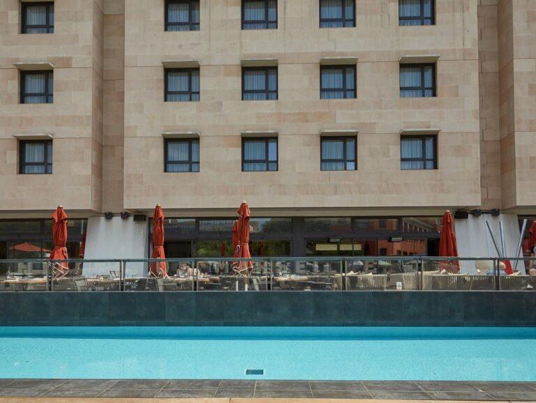 new-hotel-marseille-1lieu1salle-meetings.jpg