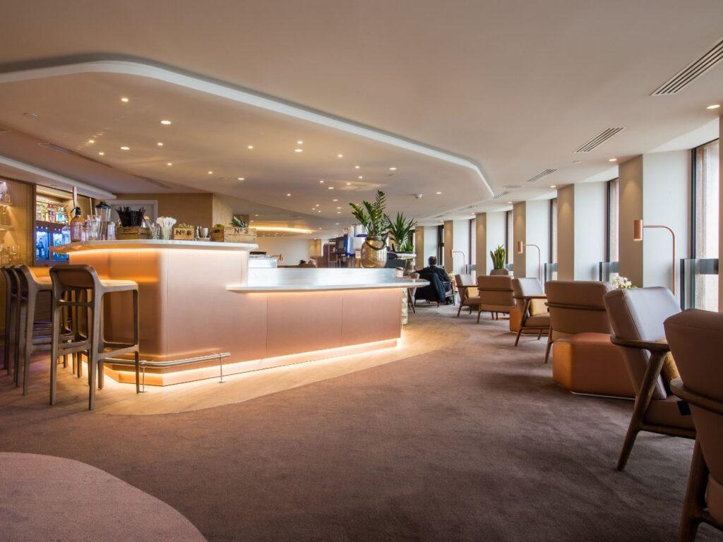 radisson-blu-lyon-1lieu1salle-meeting.jpg