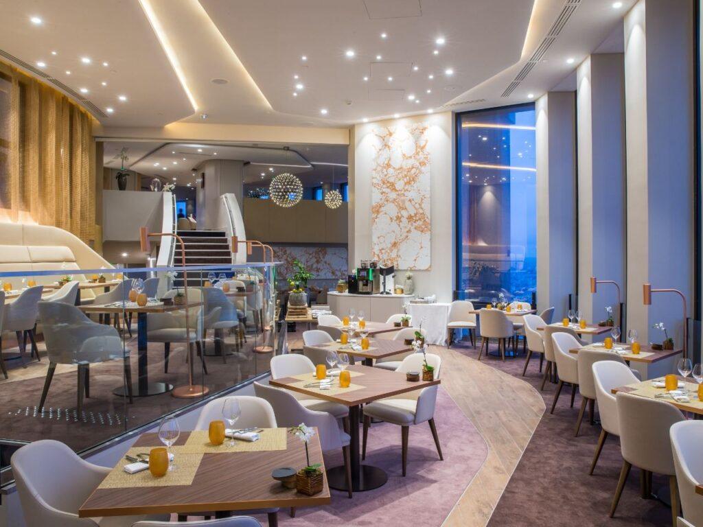 radisson-blu-lyon-1lieu1salle-reunions.jpg