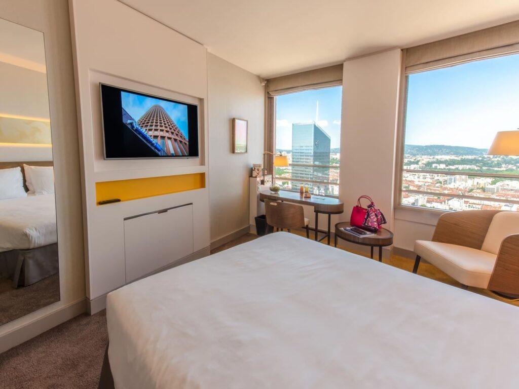 radisson-blu-lyon-1lieu1salle-seminaire.jpg