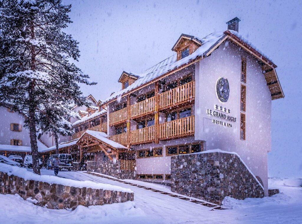 grand-aigle-hotel-1lieu1salle-event.jpg