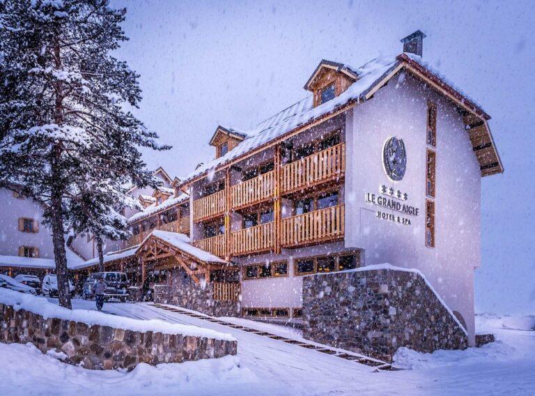 grand-aigle-hotel-1lieu1salle-event.jpg
