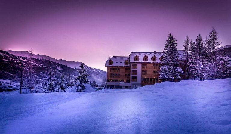 grand-aigle-hotel-1lieu1salle-events.jpg