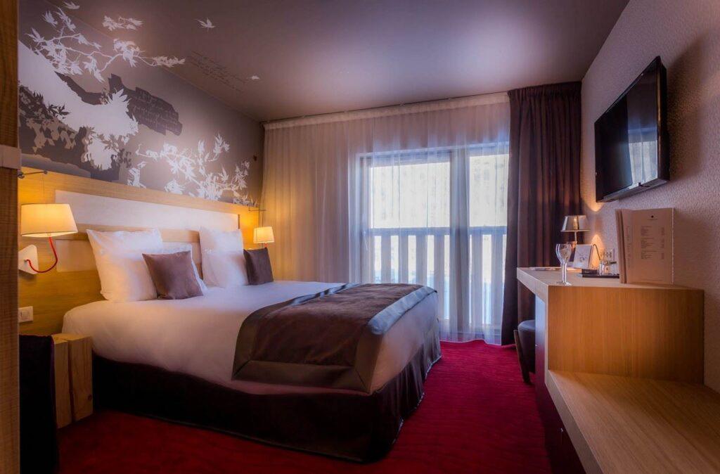 grand-aigle-hotel-1lieu1salle-meetings.jpg