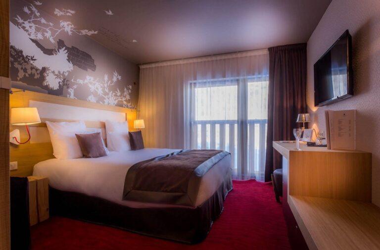 grand-aigle-hotel-1lieu1salle-meetings.jpg