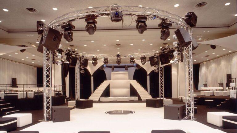 hotel-martinez-cannes-1lieu1salle-conferences.jpg