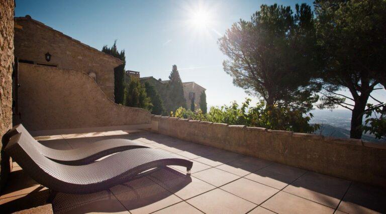 1lieu1salle-abbaye-sainte-croix-reunion-terrasse.jpg