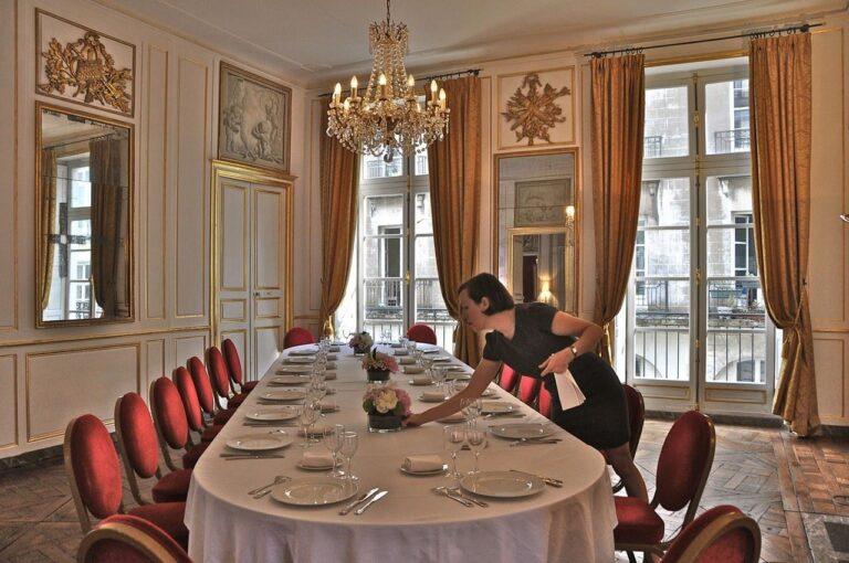 Cercle-Cambronne-1lieu1salle-restaurant-salle-convention.jpg