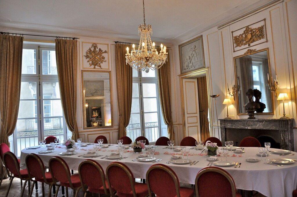 Cercle-Cambronne-1lieu1salle-restaurant-salle-evenement.jpg