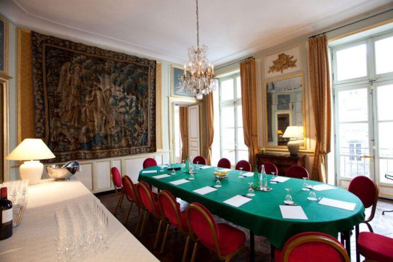 Cercle-Cambronne-1lieu1salle-restaurant-salle-seminaire.jpg