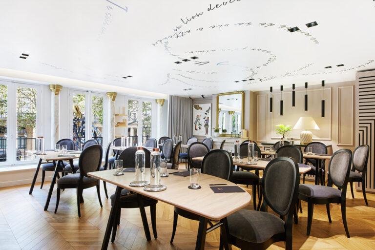 Hotel-Du-Louvre-Meeting-Victor-Classe.jpg