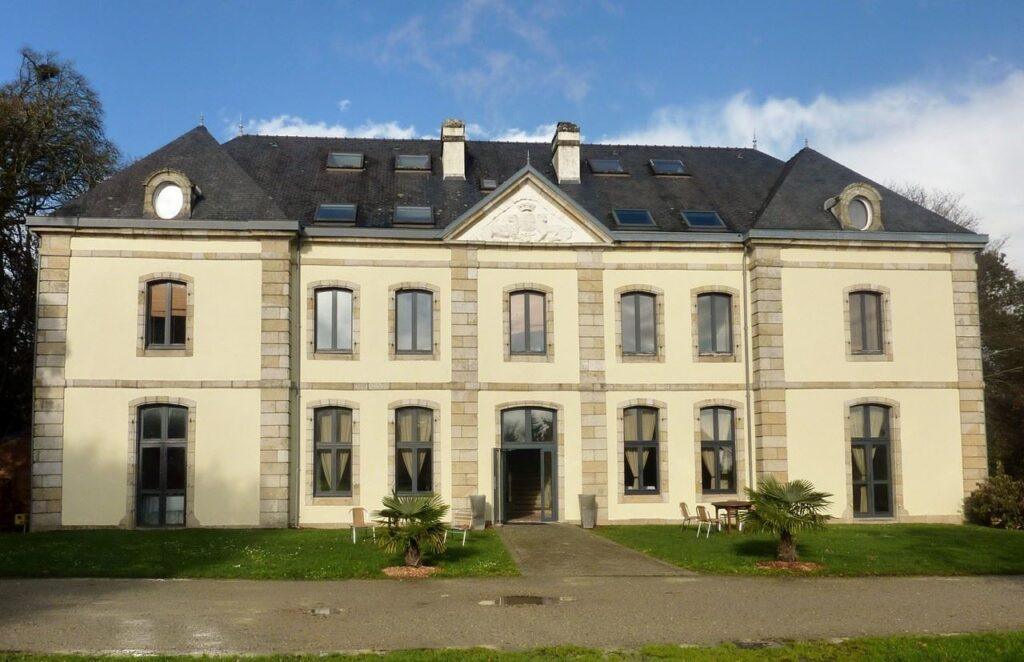 Quimper_41_le_manoir_des_Indes_Rene_Madec.jpg