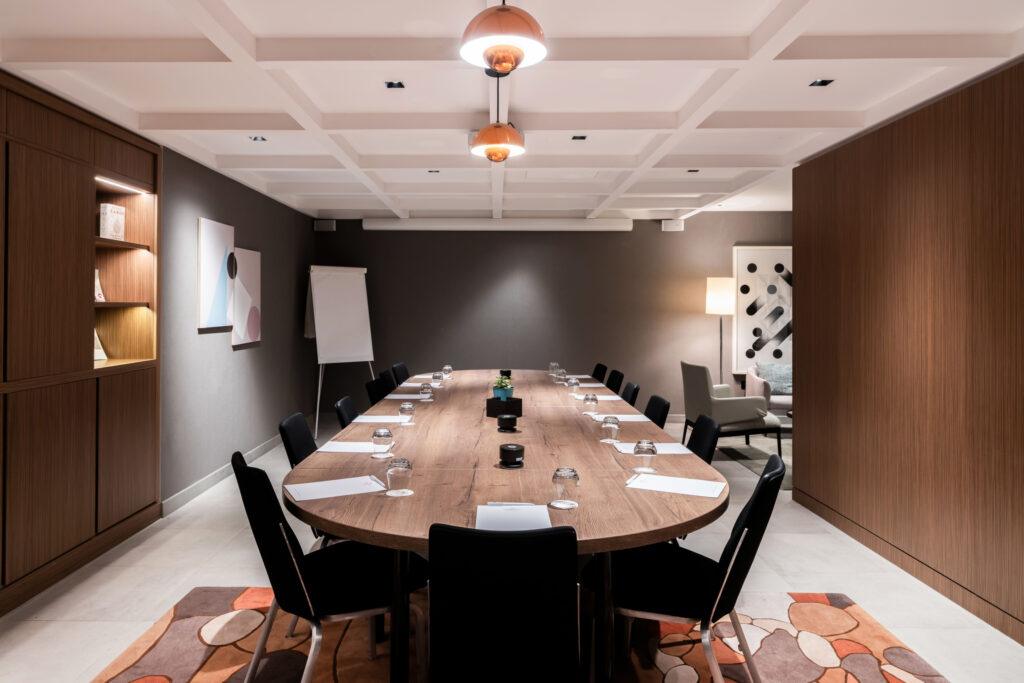 Studio_boardroom-scaled-1.jpg