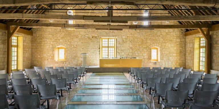 abbaye-de-royaumont-1lieu1sallerestaurant-salle-convention.jpg