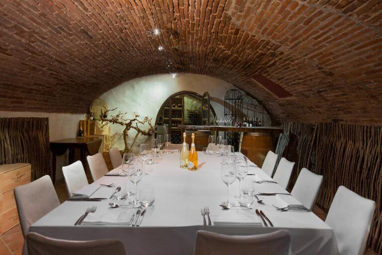 abbaye-des-capucins-1lieu1salle-restaurant-hotel-salle-reunion.jpg