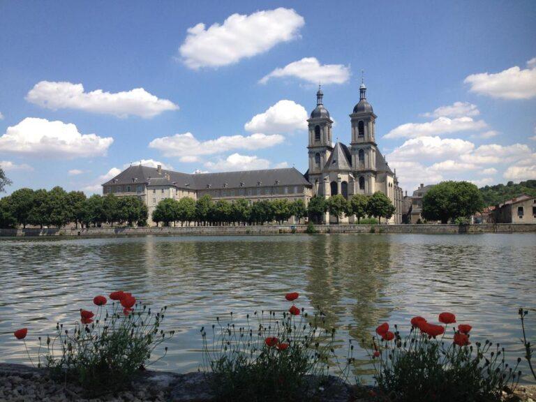 abbaye-des-premontres-1lieu1salle-hotel-congres-exterieur.jpg