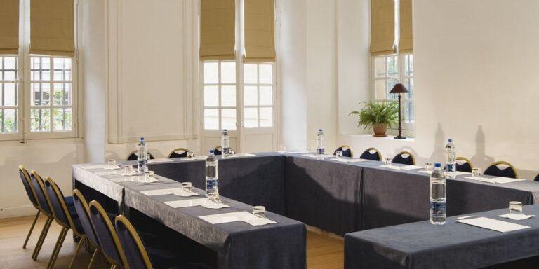 abbaye-ecole-de-soreze-1lieu1salle-hotel-restaurant-conference.jpg