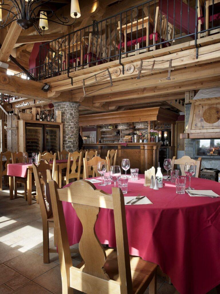 arc-1950-le-village-1lieu1salle-meeting-restaurant.jpg