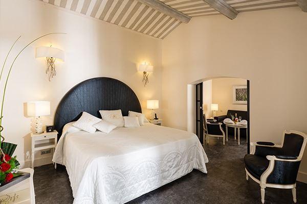 auberge-cassagne-spa-1lieu1salle-chambre.jpg