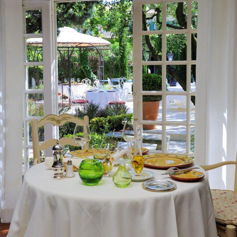 auberge-cassagne-spa-1lieu1salle-restaurant.jpg