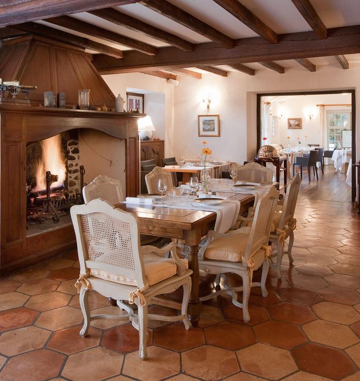 auberge-ostape-1lieu1salle-restaurant-hotel-reunion-seminaires.jpg