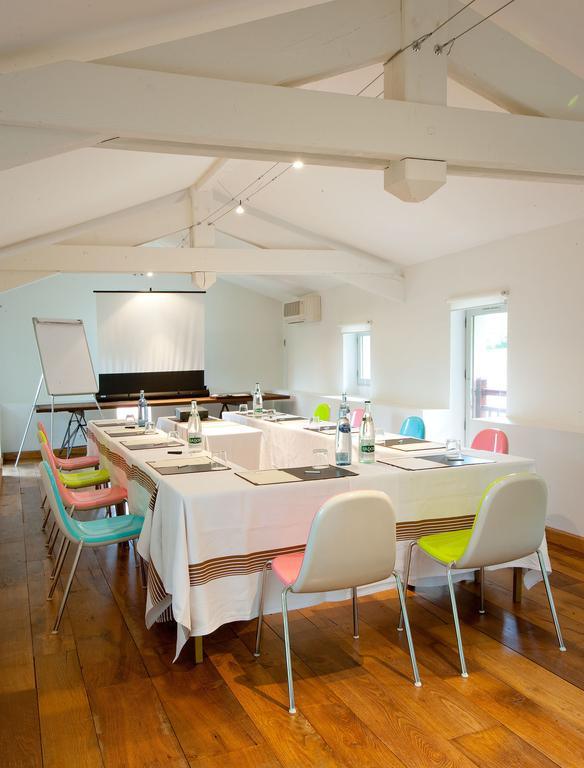 auberge-ostape-1lieu1salle-restaurant-hotel.jpg