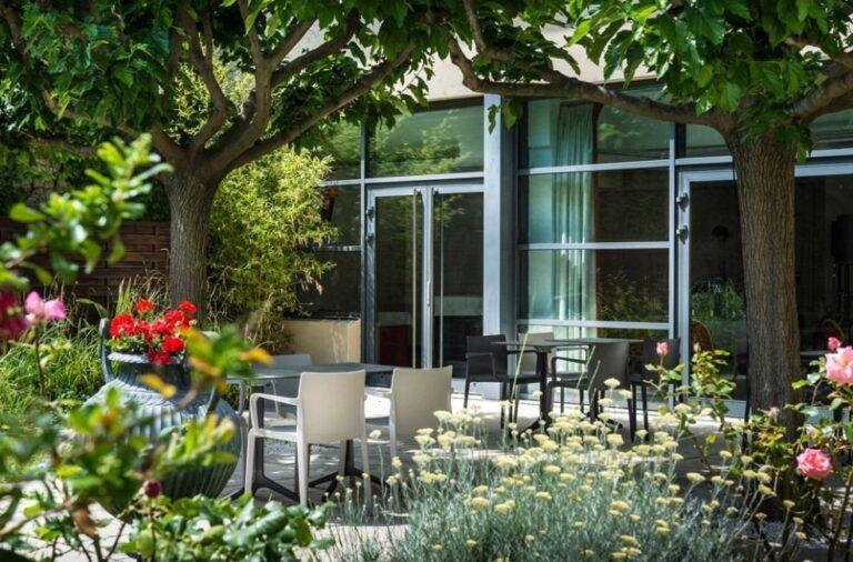 avignon-grand-hotel-1lieu1salle-jardin2.jpg
