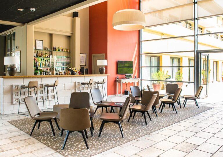 avignon-grand-hotel-1lieu1salle-seminaire-restaurant.jpg
