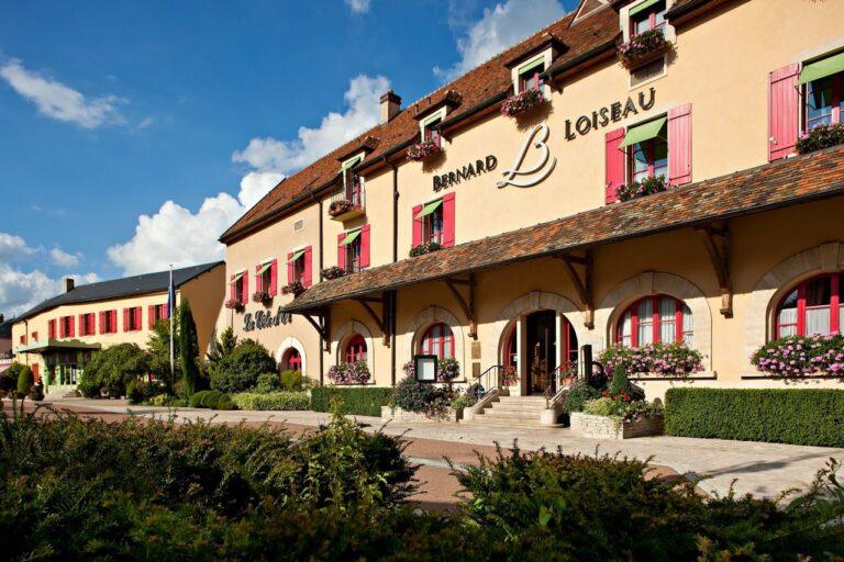 bernard-loiseau-1lieu1salle-batiment.jpg