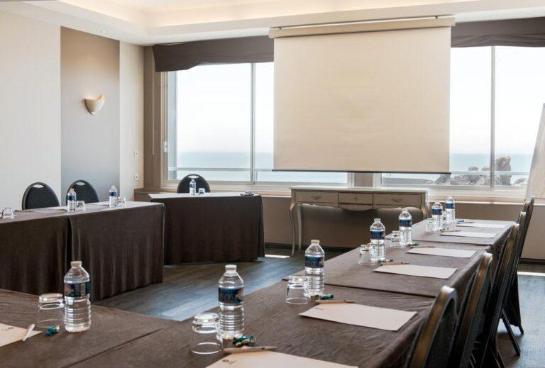 best-western-hotel-de-la-plage-1lieu1salle-hotel-restaurant-conference.jpg