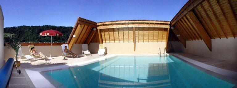 best-western-hotel-le-pont-d-or-1lieu1salle-restaurant-hotel-piscine.jpg