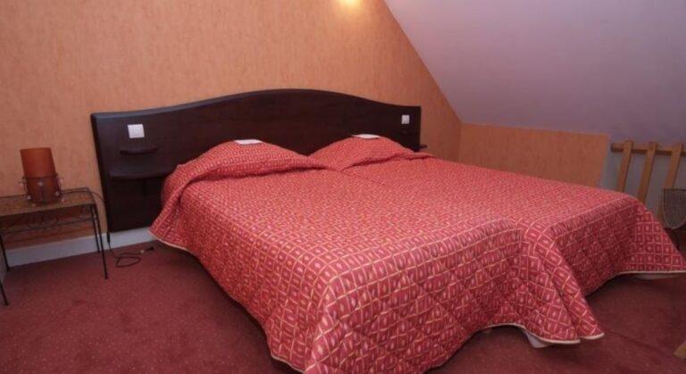 best-western-hotel-le-pont-d-or-1lieu1salle-restaurant-hotel-seminaire.jpg