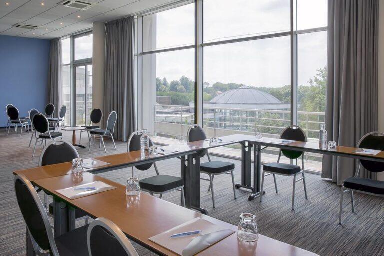 best-western-hotel-sourceo-1lieu1salle-restaurant-seminaire-salle.jpg