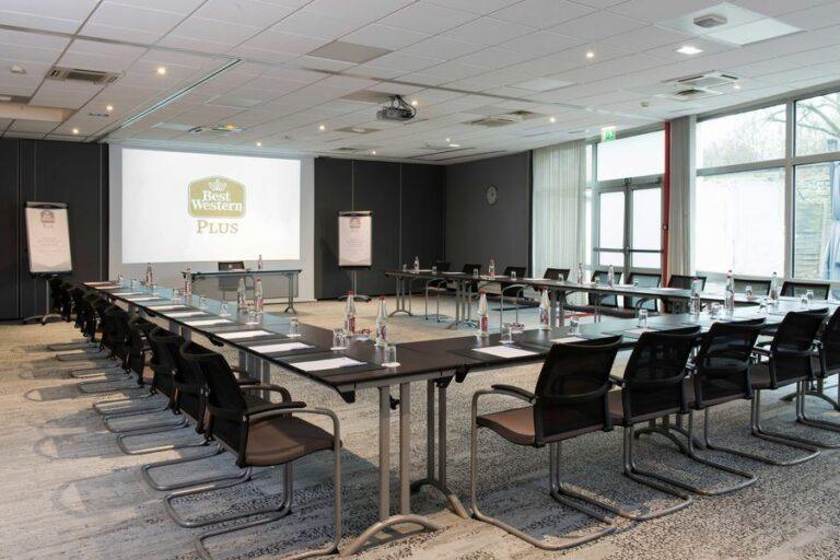 best_western_plus_paris_orly_airport_salle_de_seminaire-1lieu1salle.jpg