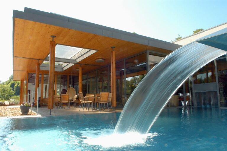 bio-et-spahotel-spa-hotel-la-clairiere-1lieu1salle-restaurant-seminaire-spa.jpg