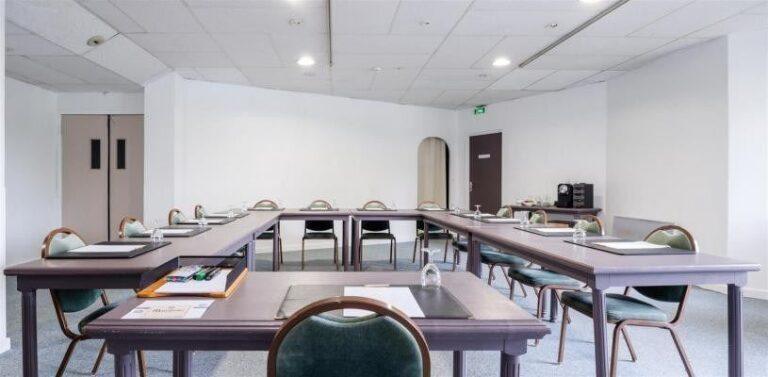 bridge-hotel-lyon-east-1lieu1salle-restaurant-seminaire-conventions.jpg