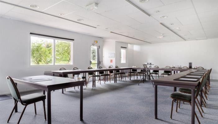 bridge-hotel-lyon-east-1lieu1salle-restaurant-seminaire-meeting-booking.jpg