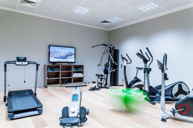 bw-best-western-plus-paris-velizy-1lieu1salle-hotel-restaurant-salle-fitness.jpg