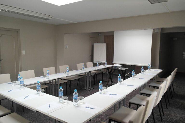 bw-bois-marche-1lieu1salle-meeting-room.jpg