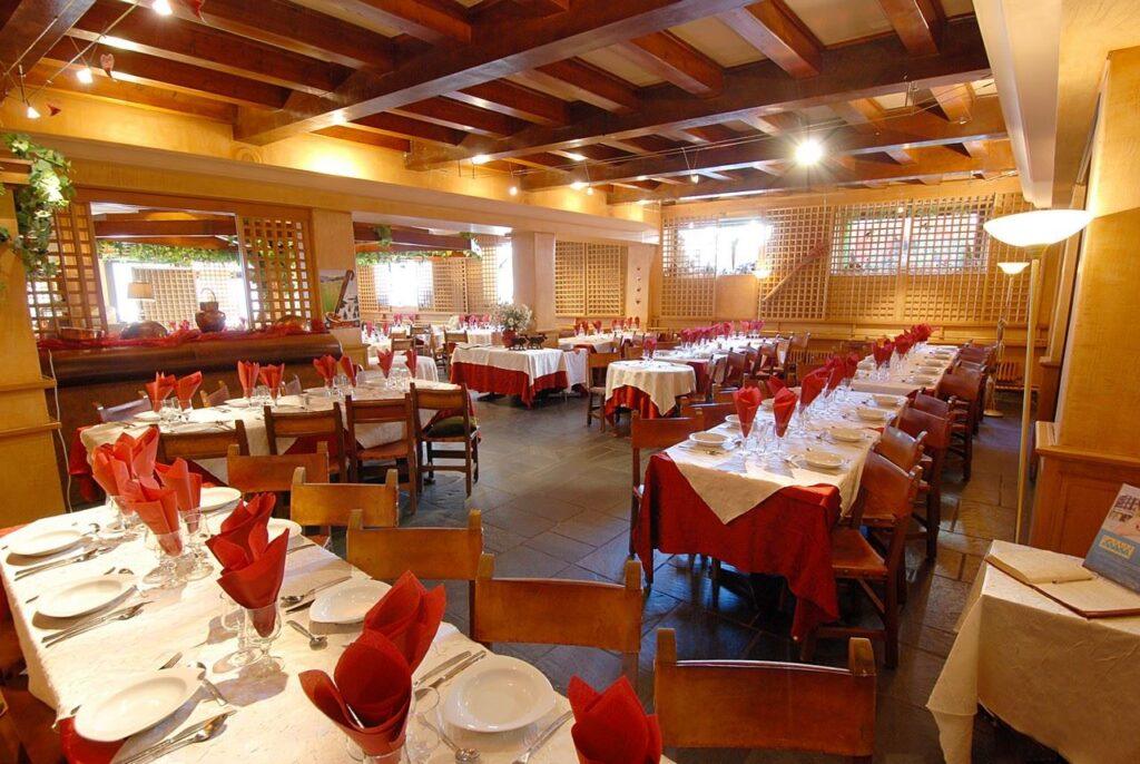 carlit-hotel-1lieu1salle-seminaire.jpg