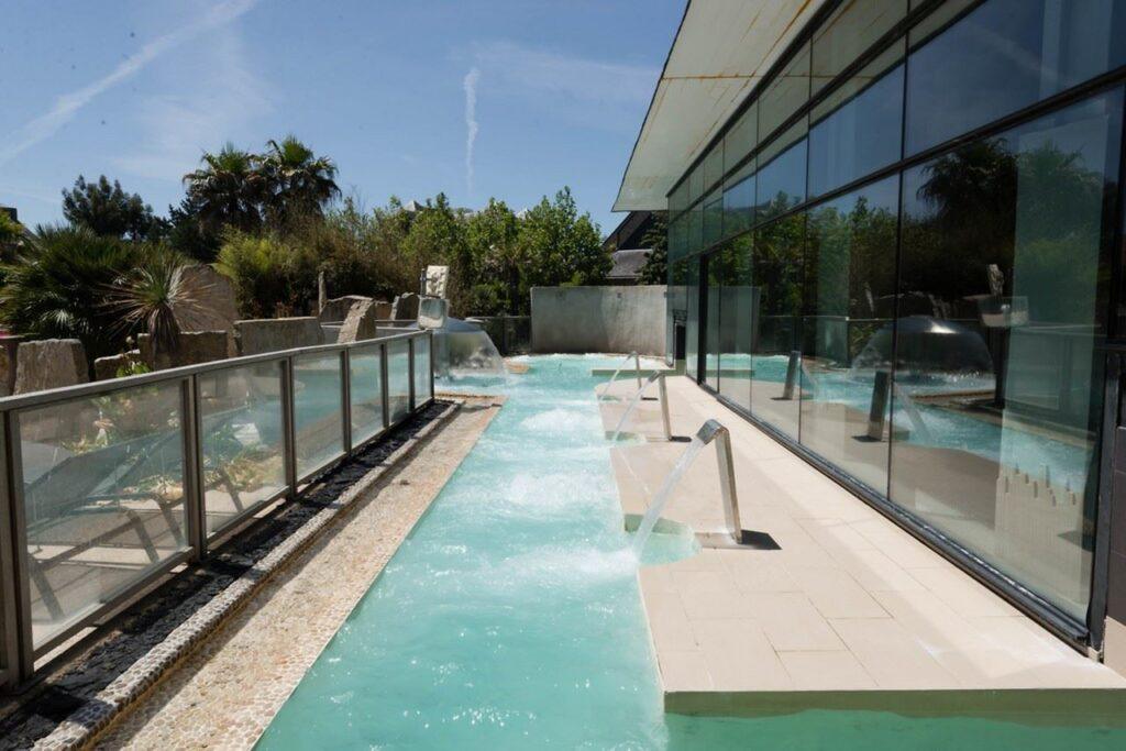 carnac-thalasso-et-spa-resort-hotel-1lieu1salle-spa.jpg