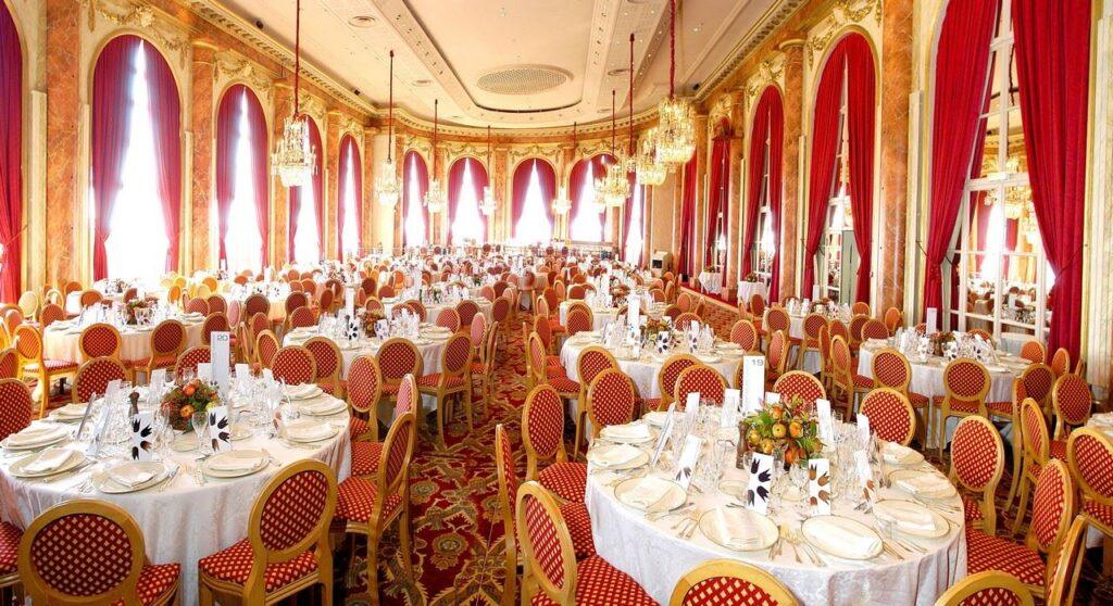 casino-barriere-deauville-1lieu1salle-restaurant.jpg