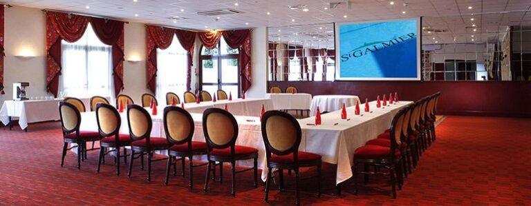 casino-saint-galmier-1lieu1salle-salle-de-reunion.jpg