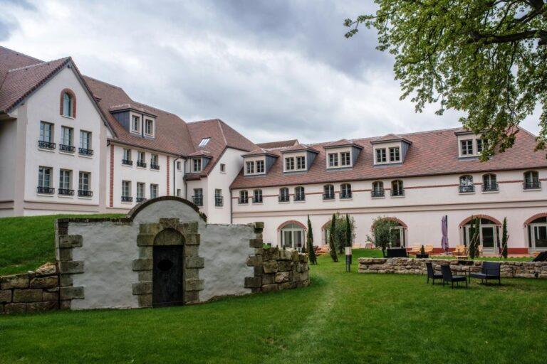 castel-maintenon-1lieu1salle-hotel-restaurant-seminaire.jpg