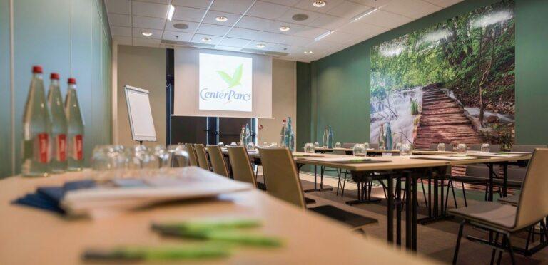 center-parcs-domaine-le-bois-aux-daims-1lieu1salle-reunion.jpg