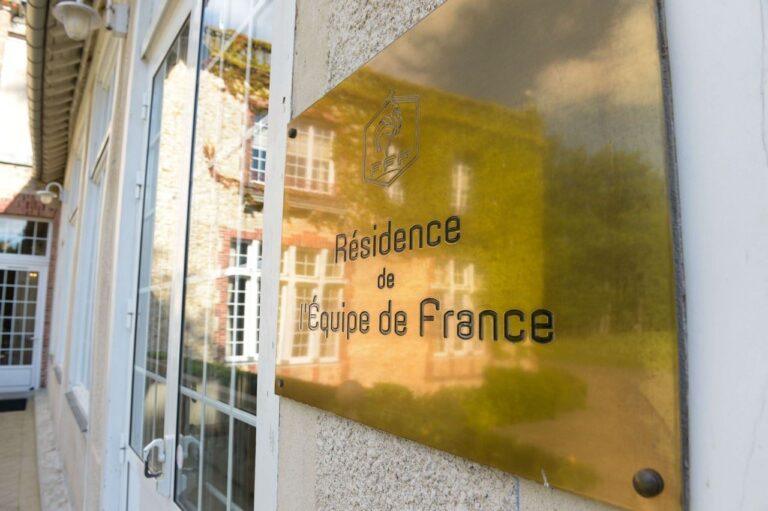 centre-national-du-football-de-clairefontaine-1lieu1salle-seminaire.jpg