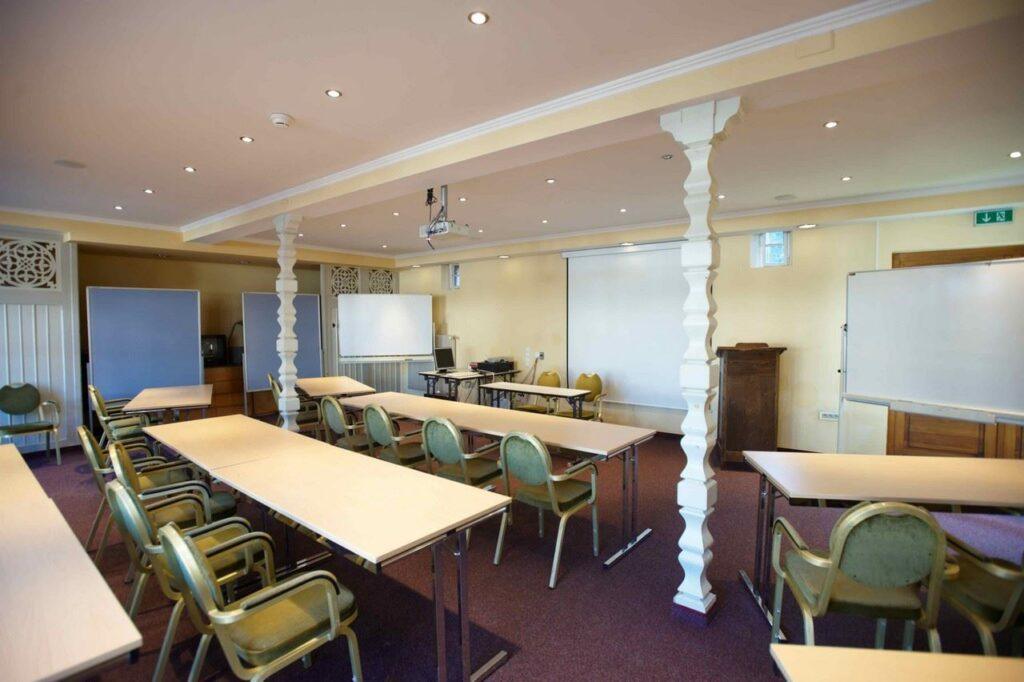 chateau-de-pourtales-1lieu1salle-restaurant-hotel-salle-convention.jpg